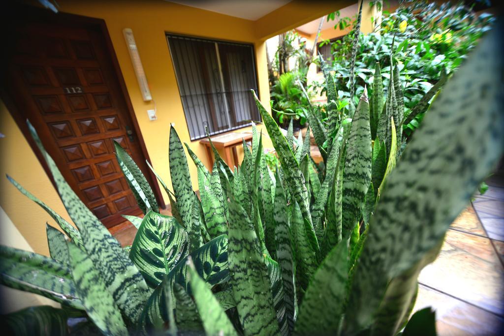 Hotel Lilian Puerto Iguazu Exterior photo