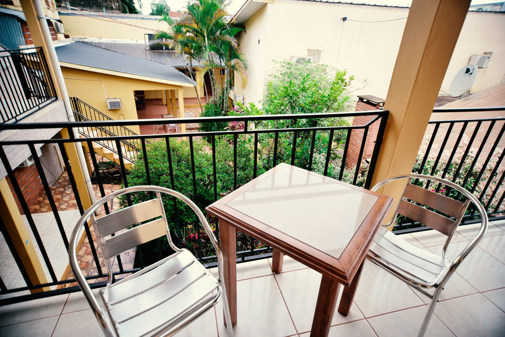 Hotel Lilian Puerto Iguazu Exterior photo