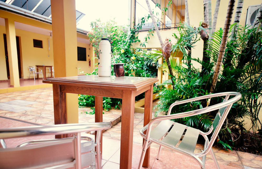 Hotel Lilian Puerto Iguazu Exterior photo